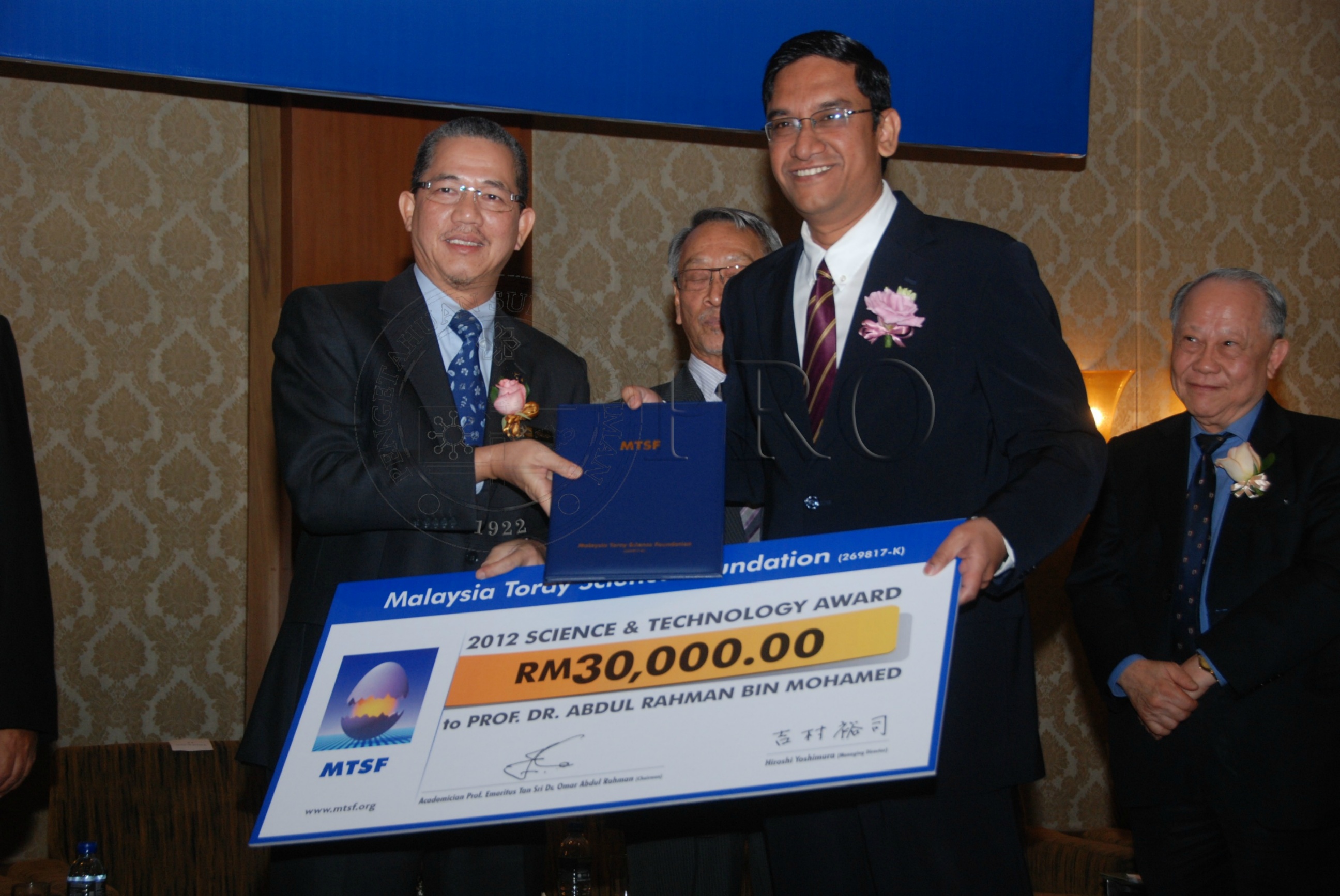 PRO 12 135 toray DSC 9091